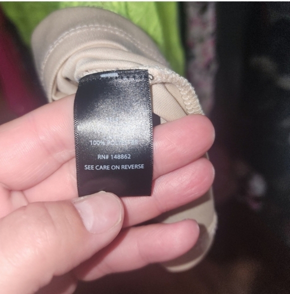 Torrid 3x lace highneck tank neon lime - Picture 5 of 6